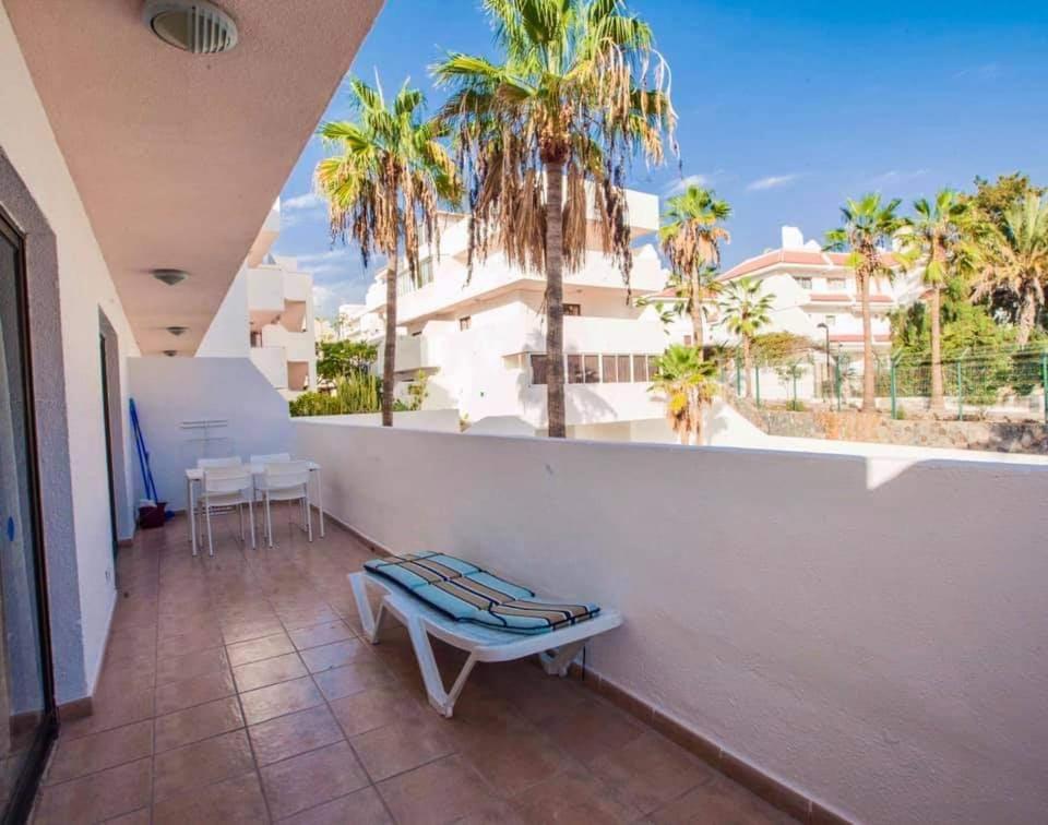 Apartment Avenida Puig Арона Екстер'єр фото